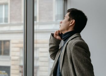 Featured image for: Building a Freelance Career: From Side Hustle to Full-Time