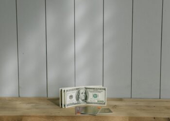 Featured image for: Buy Now, Pay Later (BNPL) vs. Credit Cards: The 2026 Impact Report