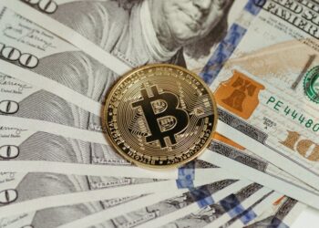 Featured image for: The Green Fintech Revolution: How Neobanks Are Tracking Your Carbon Footprint